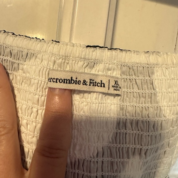 Abercrombie & Fitch Black and White Maxi Dress - Picture 4 of 14